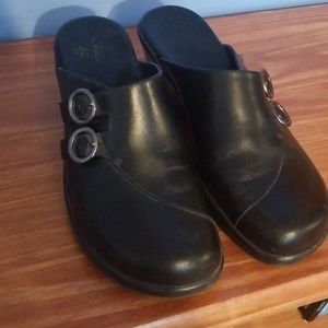 Clarks shoes